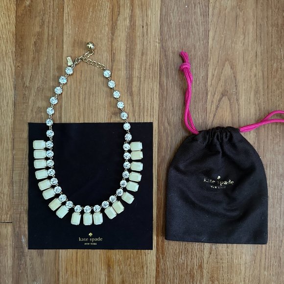 Kate Spade Elegant Opening Night Black Tie Spray Necklace Ivory Gold - Picture 2 of 2